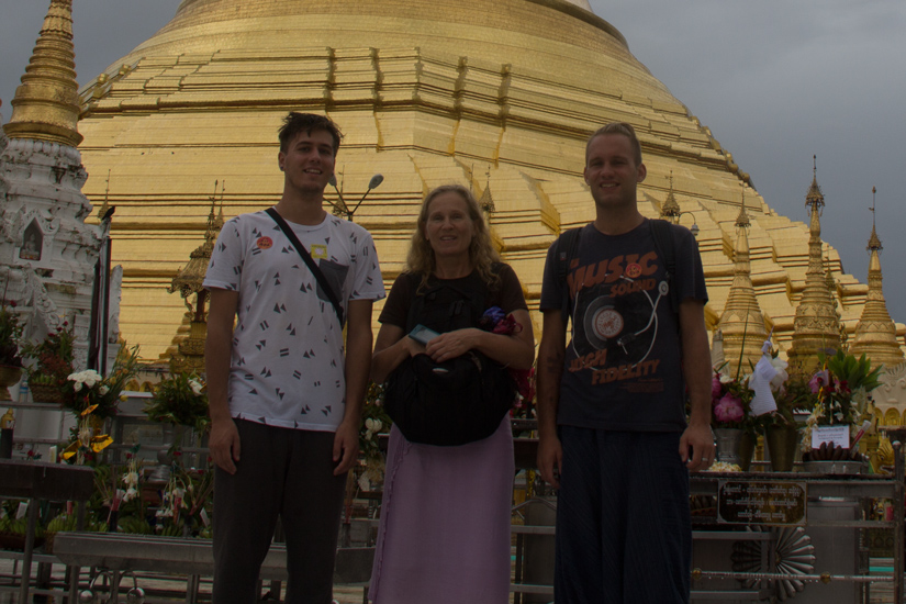 3_Yangon_Shwedagon-7