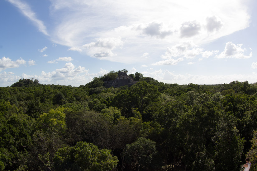 7_calakmul-temple-ruins-2