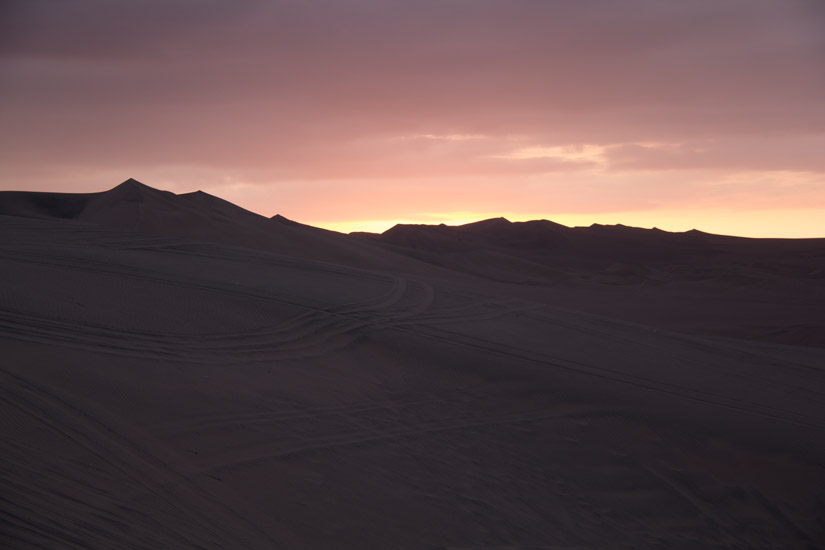 5_Huacachina_sand-desert-7